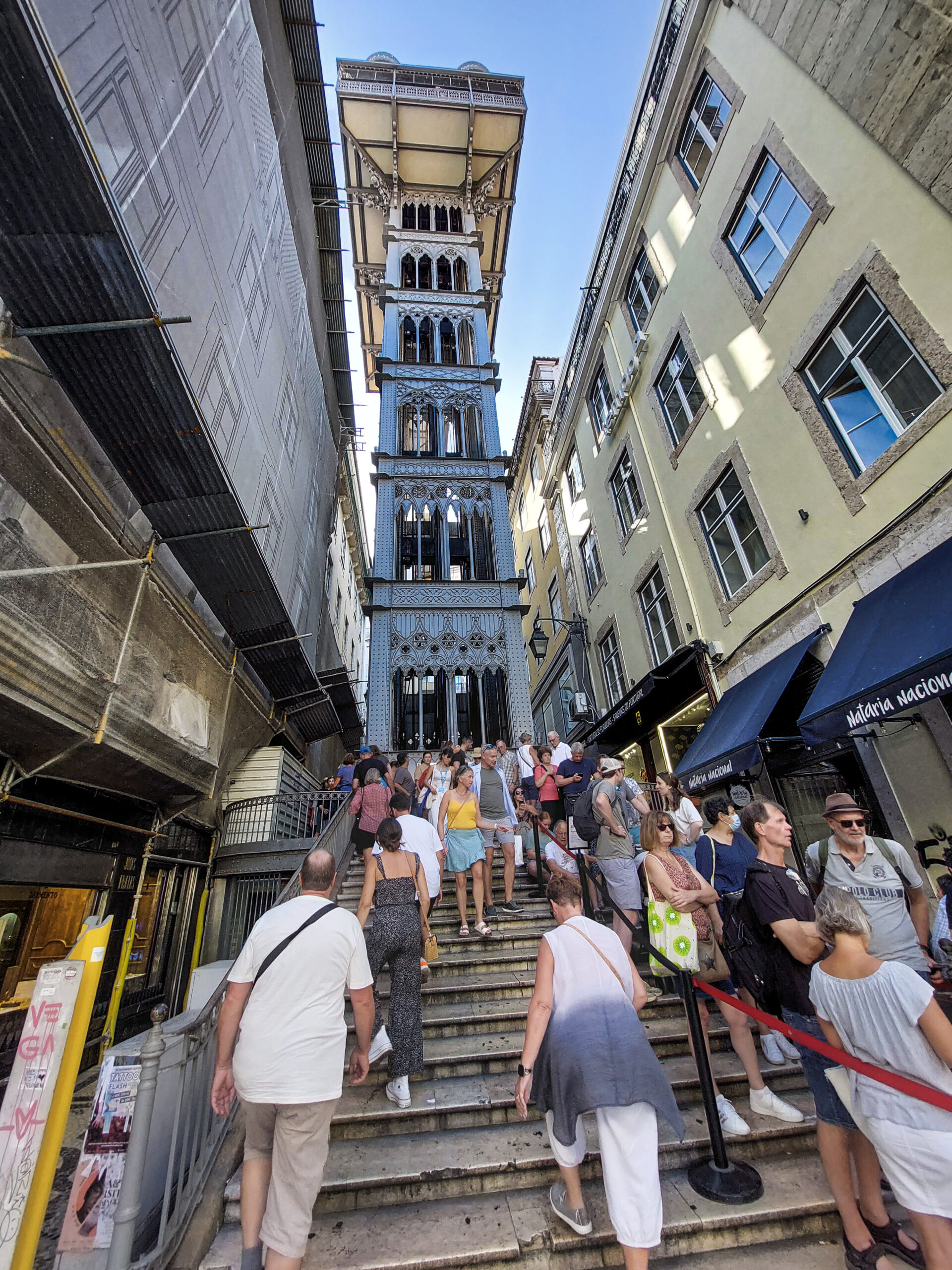 image from What Every Travel Photo Leaves Out: Lisbon's Crowd, Wrocław's Empty Square and Venice's Rope